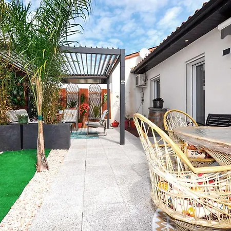 2 Bedroom Stunning In Bas Elne